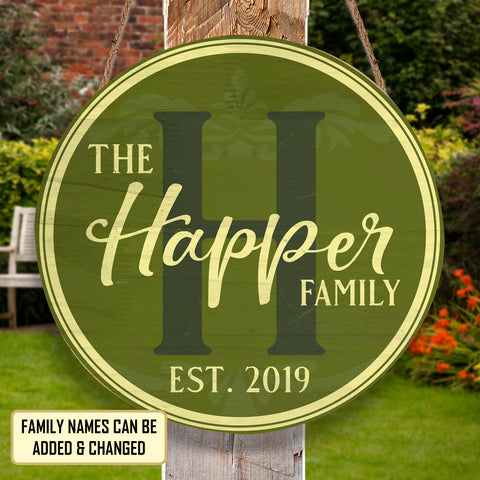 Image of Personalized Door Hanger, Welcome Initial Family Name Round Sign, Custom Family Name Sign, Door Sign