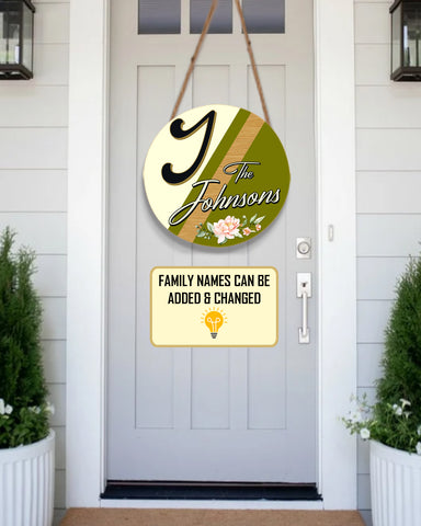 Image of Personalized Door Hanger, Welcome Initial Family Name Round Sign, Custom Family Name Sign, Door Sign