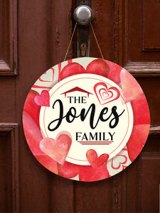 Personalized Valentine Door Hanger, Welcome Family Name Valentine Round Sign, Custom Family Name Sign, Door Sign