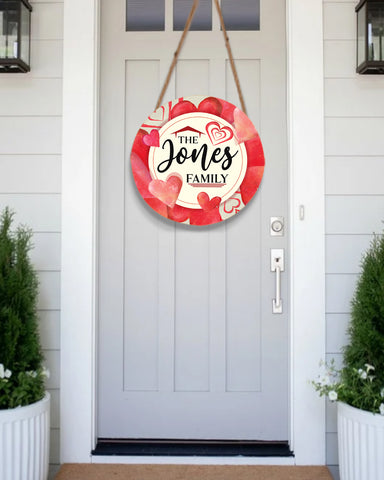 Image of Personalized Valentine Door Hanger, Welcome Family Name Valentine Round Sign, Custom Family Name Sign, Door Sign