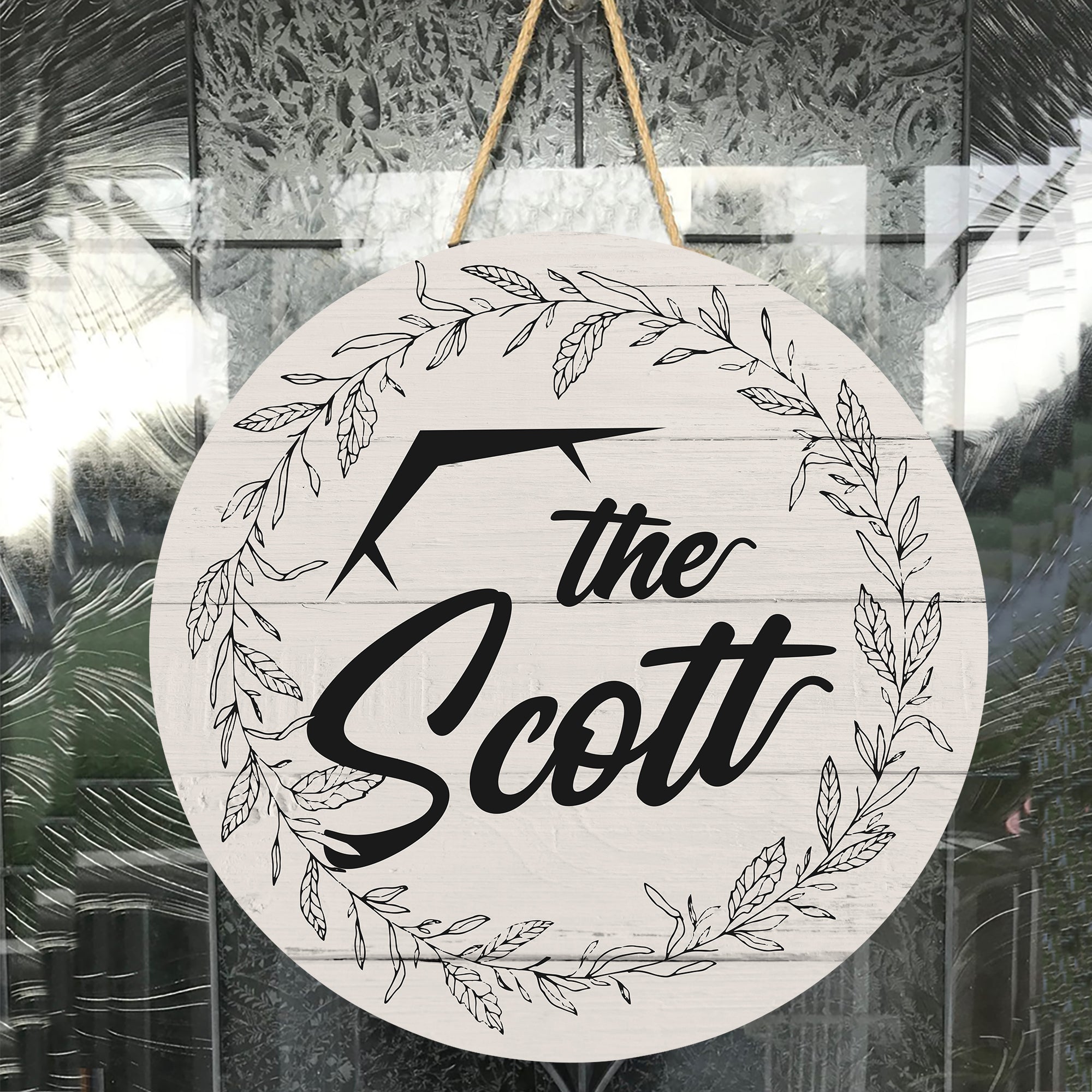 Personalized Door Hanger, The Family's Name Welcome Round Sign, Custom Family Name Sign, Door Sign